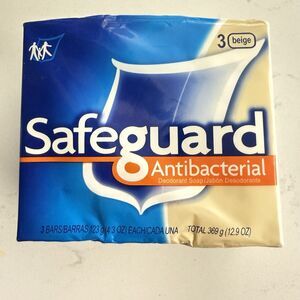 Vtg. Safeguard Antibacterial Deodorant Bar Soap 3 Beige 4.3 Oz Bars NEW SEALED